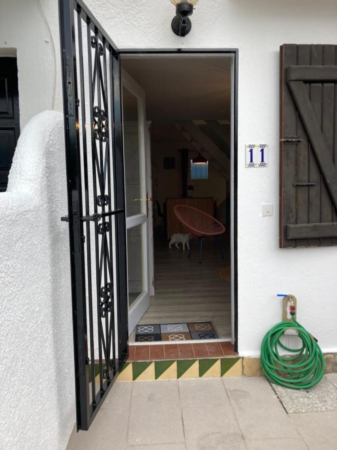 Charmante Maison Coeur De Ville 650M Plage Емпуриабрава Екстериор снимка